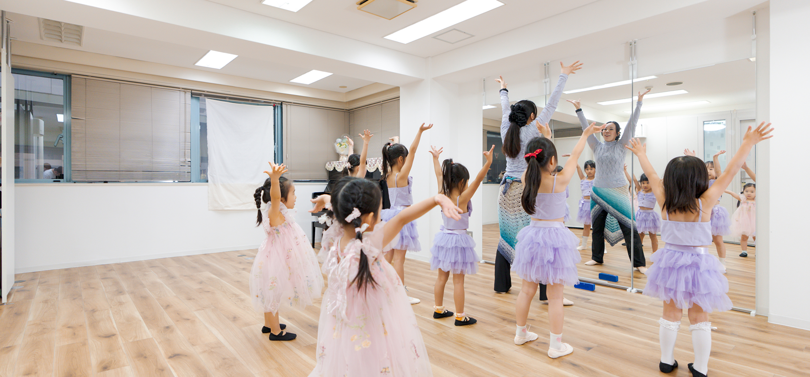 PCメインビジュアル4